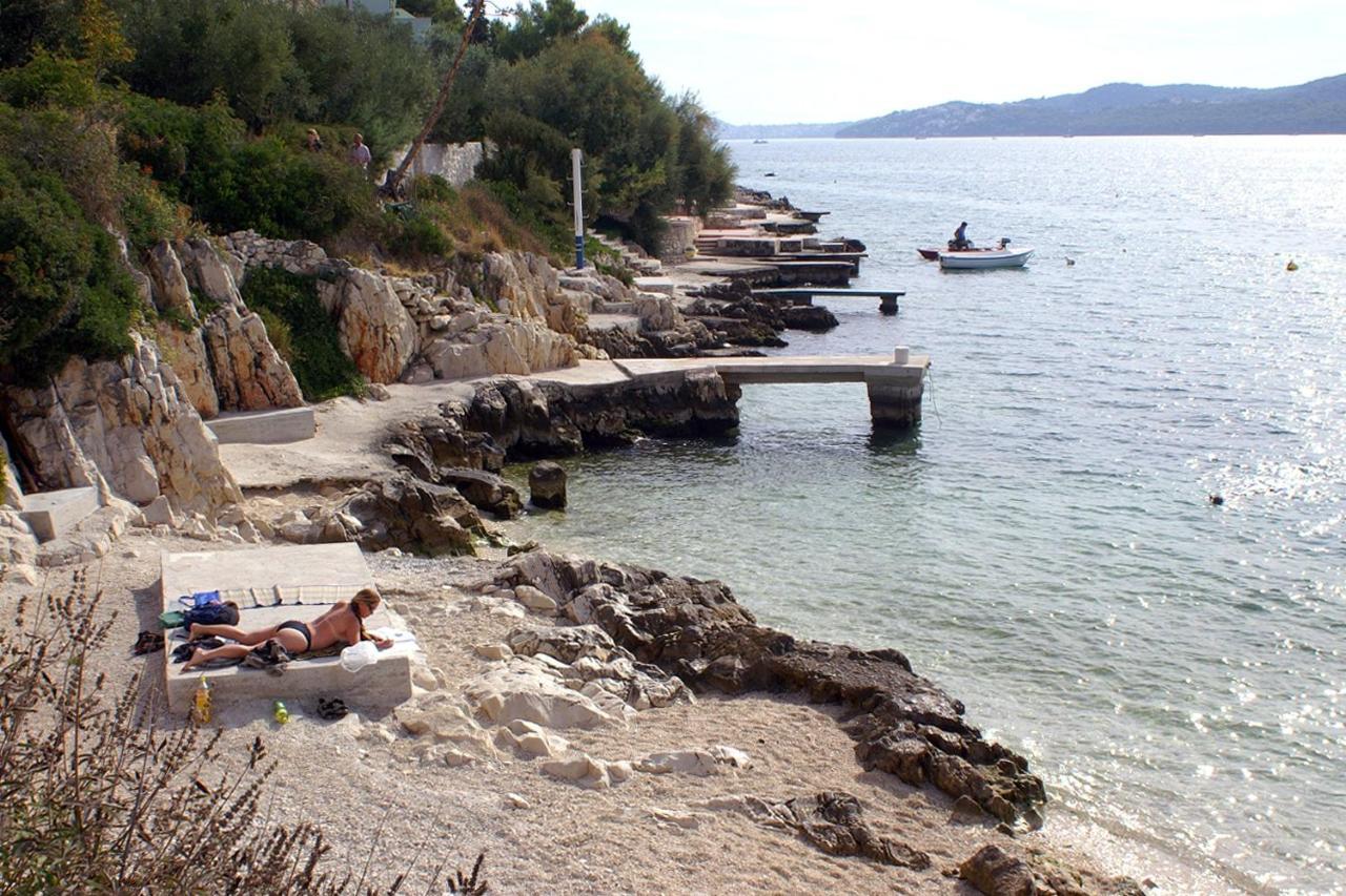 Apartments By The Sea Seget Vranjica, Trogir - 1038 Екстериор снимка