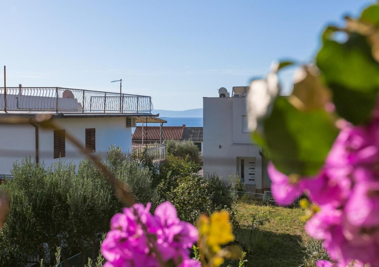 Apartments By The Sea Seget Vranjica, Trogir - 1038 Екстериор снимка