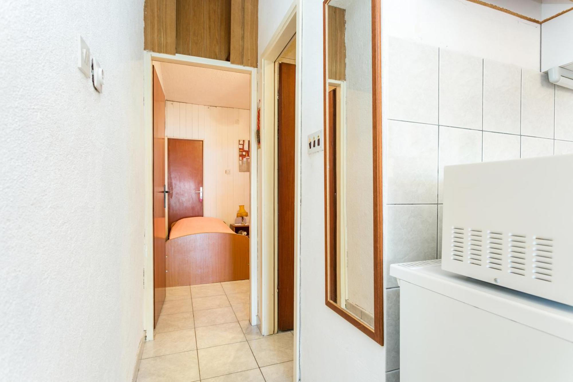 Apartments By The Sea Seget Vranjica, Trogir - 1038 Екстериор снимка