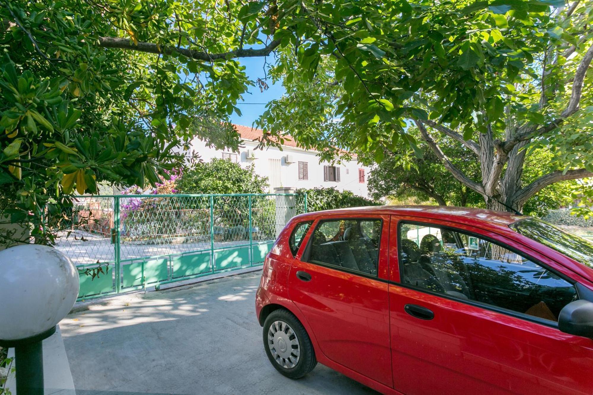 Apartments By The Sea Seget Vranjica, Trogir - 1038 Екстериор снимка