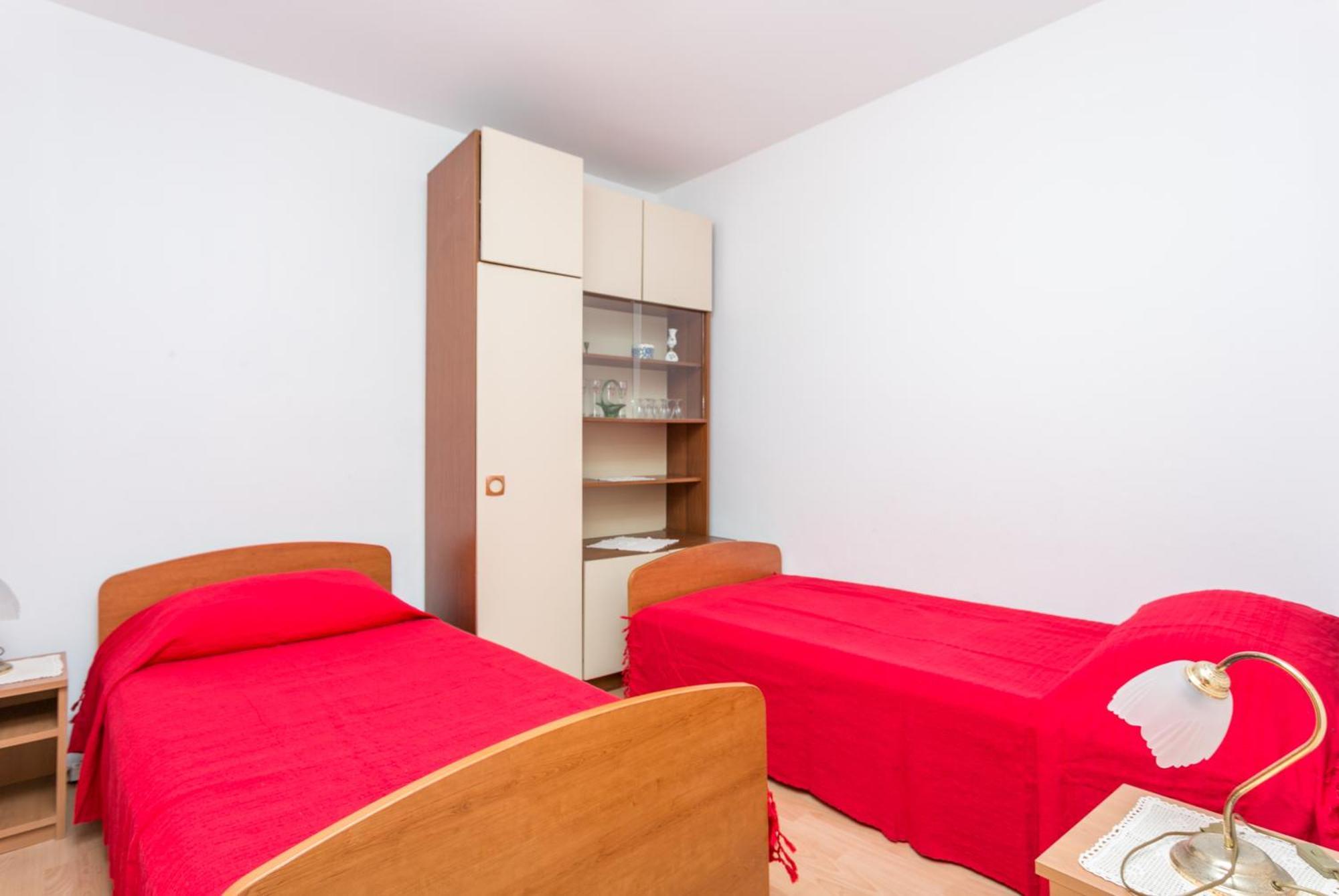 Apartments By The Sea Seget Vranjica, Trogir - 1038 Екстериор снимка
