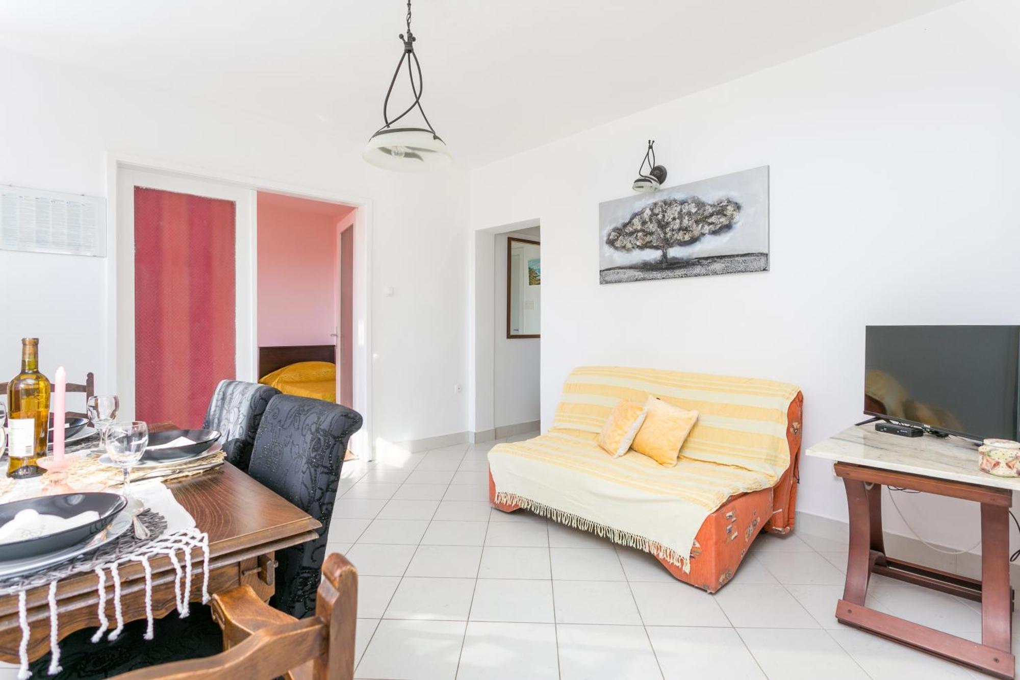 Apartments By The Sea Seget Vranjica, Trogir - 1038 Стая снимка